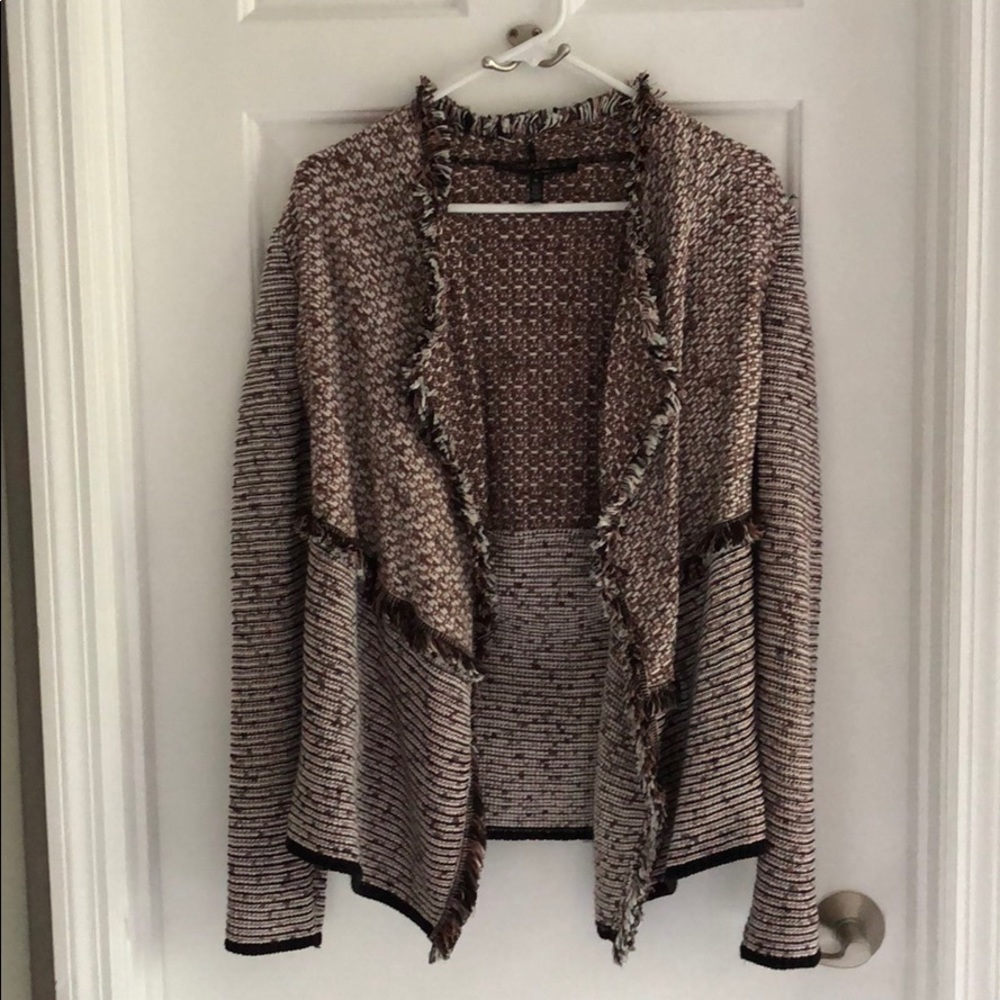 Stylish sweater/jacket